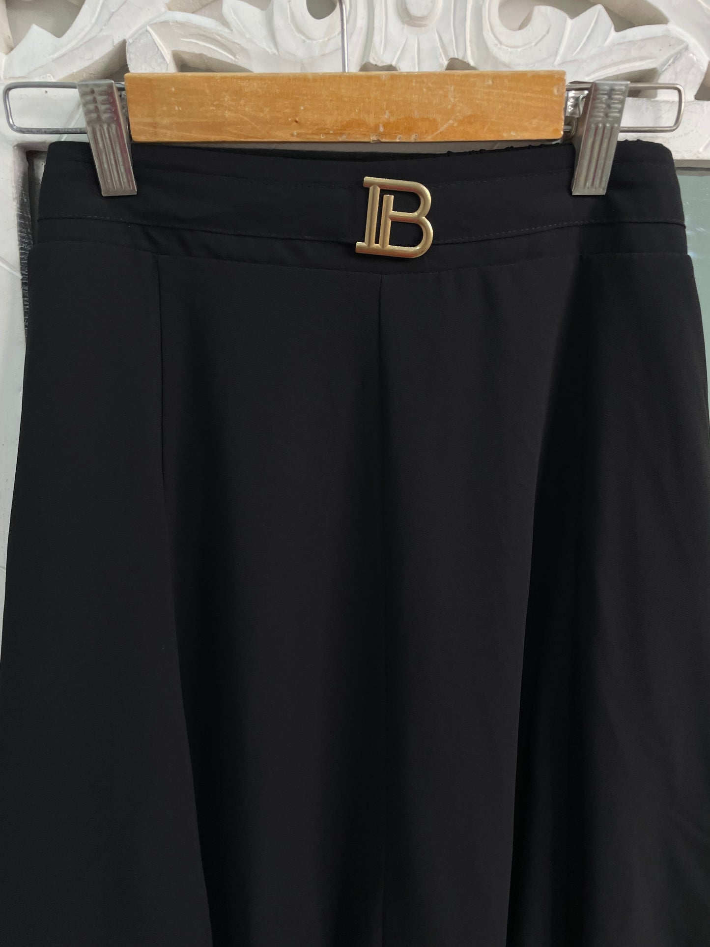 Skirt-Waist 32 to 34