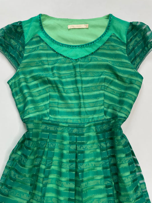 Dress-Bust 42
