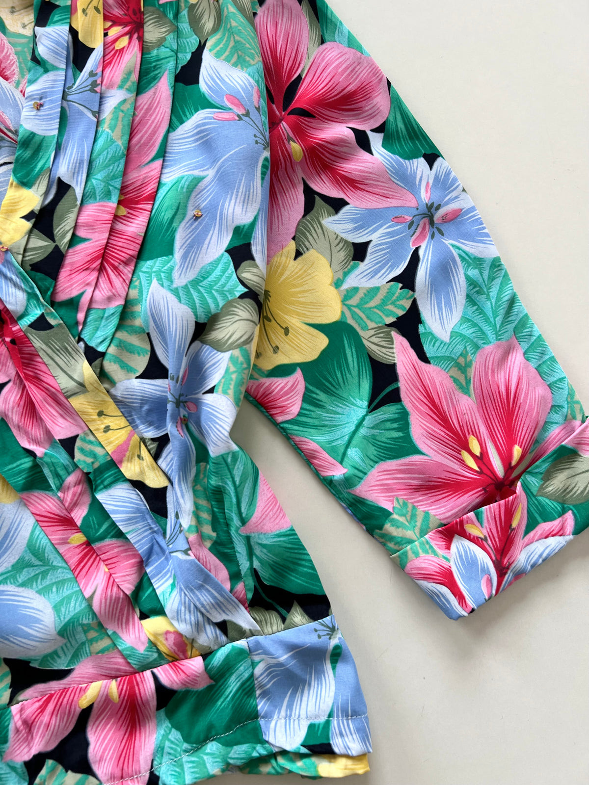 Vintage Top-Bust 40