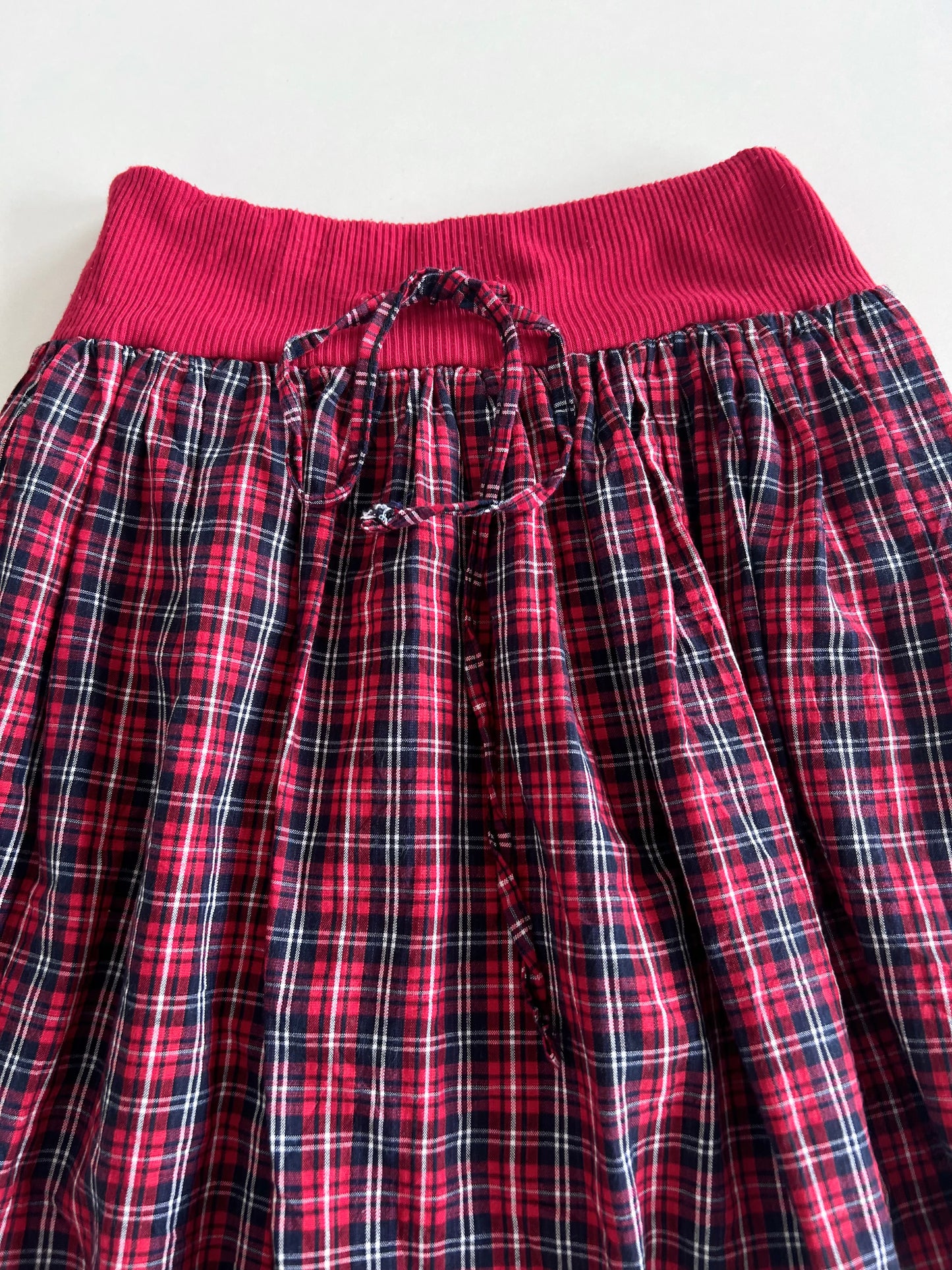 Vintage Skirt-Waist 26 to 28