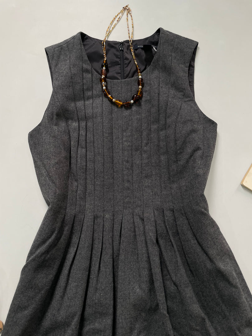 Banana Republic Winter Dress-Bust 36