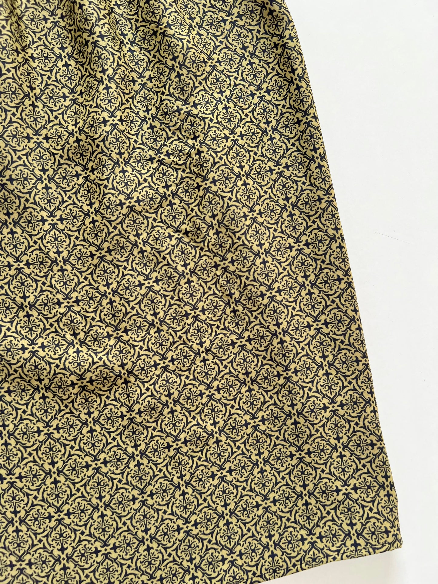 Vintage Skirt-Waist 30 to 34