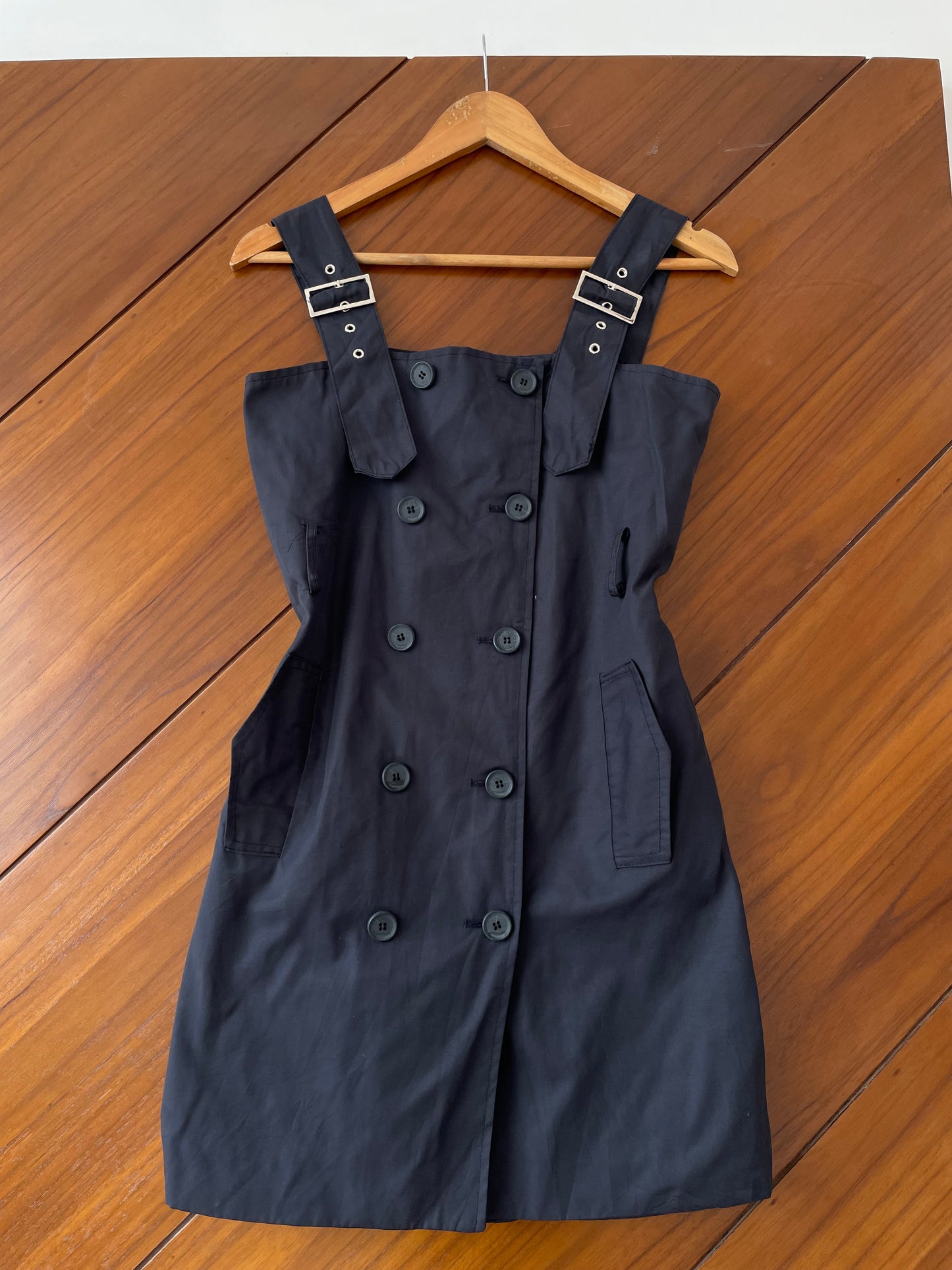 Dress-Bust 34