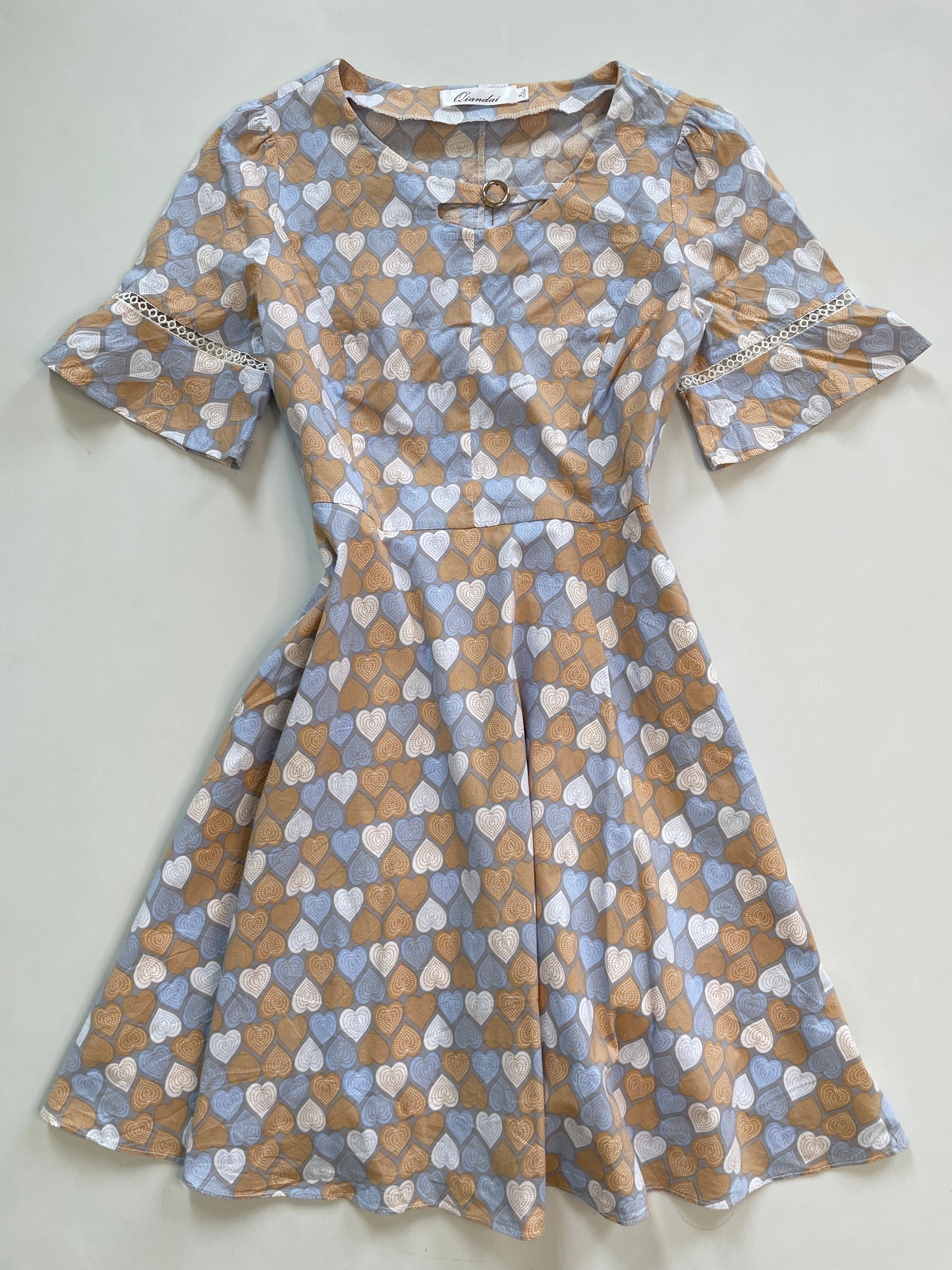 Dress-Bust 34