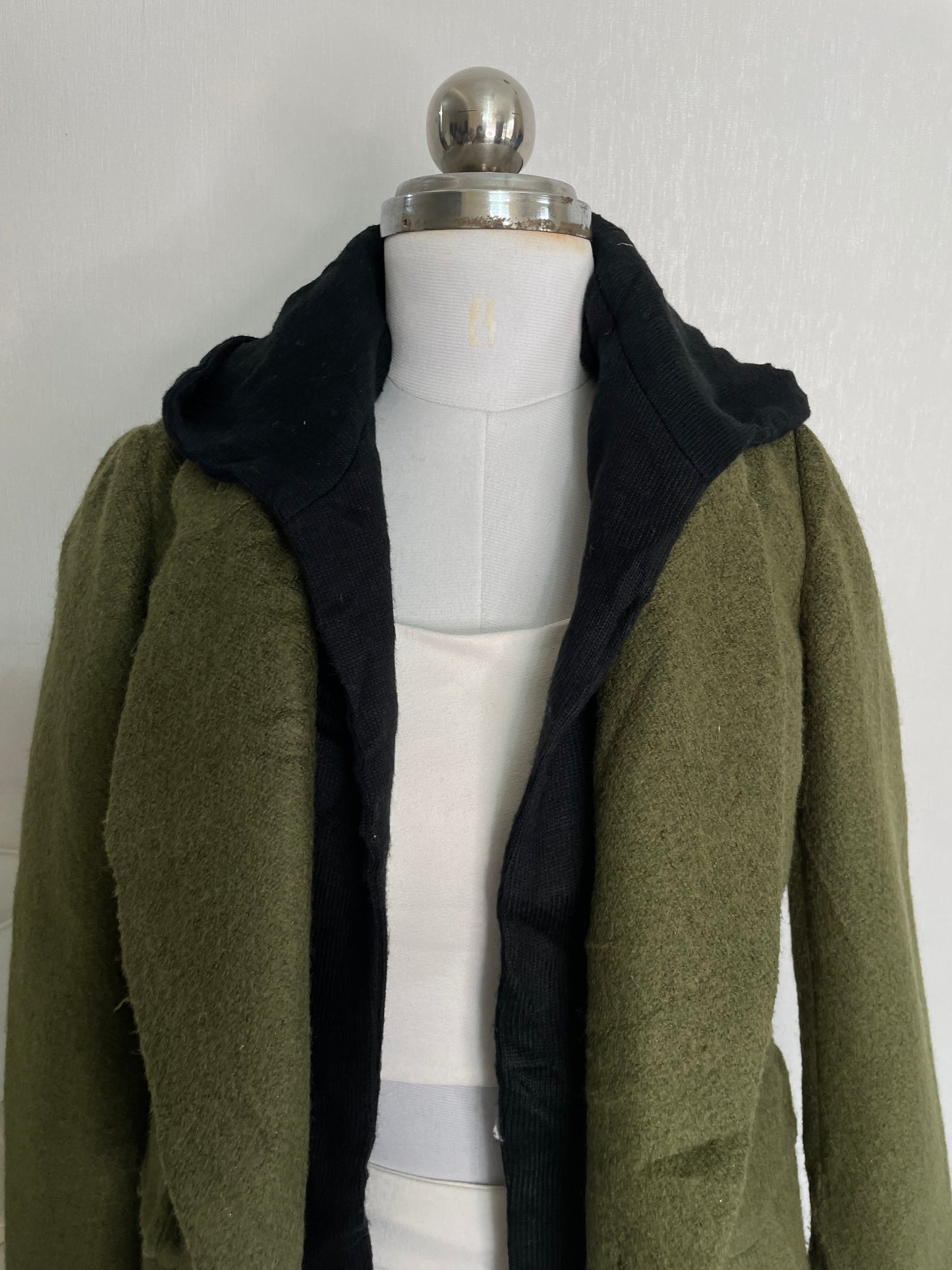 CONVERTIBLE TWEED BLAZER (removable hood)- BUST 32