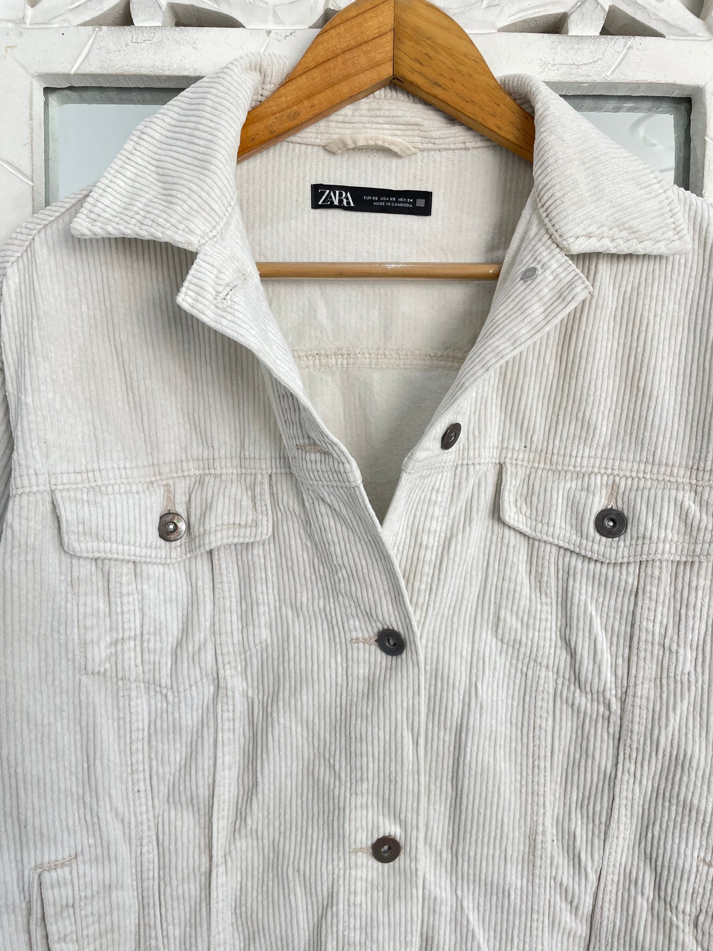 Zara Corduroy Shacket-Bust 50 (tagged XS)
