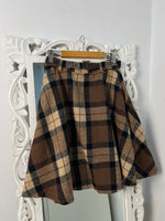 Load image into Gallery viewer, Tweed Skirt-Waist 24
