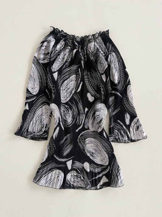 Vintage Pleated Top-Bust 32 to 34