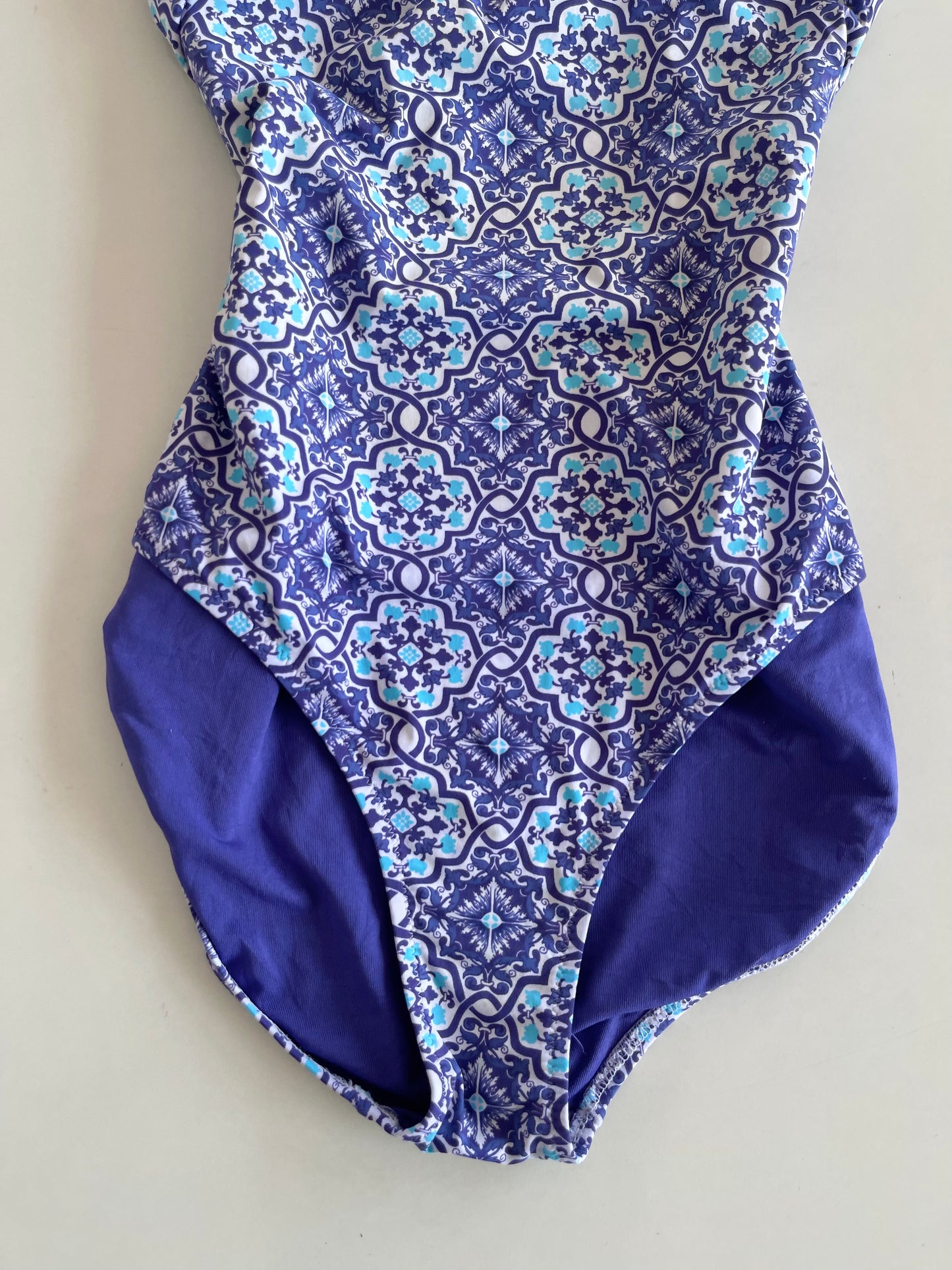 Monokini-Bust 36 to 40