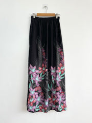Black Flower Lady Skirt-Waist 26 to 30
