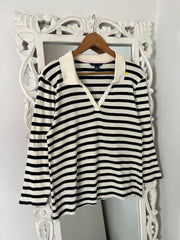 Vintage Tommy Hilfiger Sweater-Chest 38