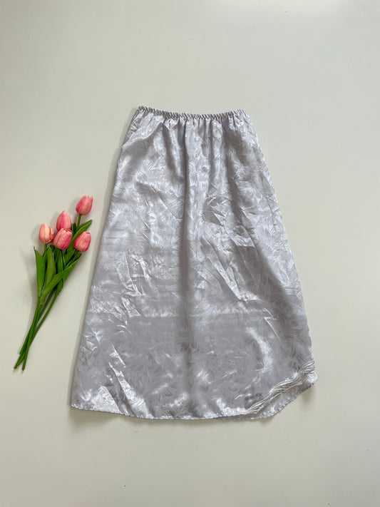 SHIMMER WHITE SKIRT - WAIST 28 TO 30