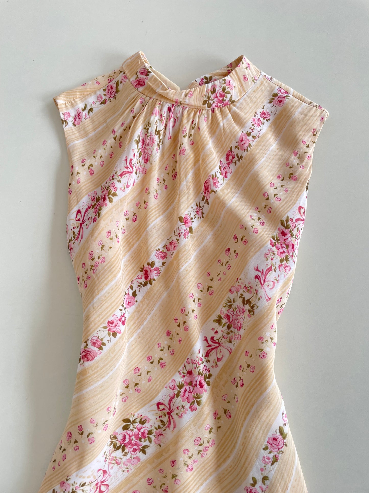 Vintage Peach Dress-Bust 44 to 46