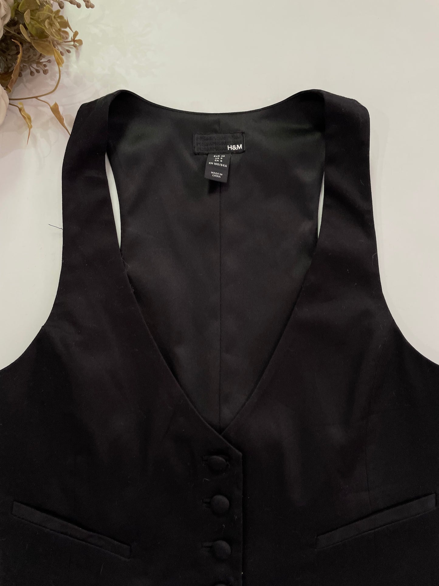 H&M Black Waistcoat-Bust 32