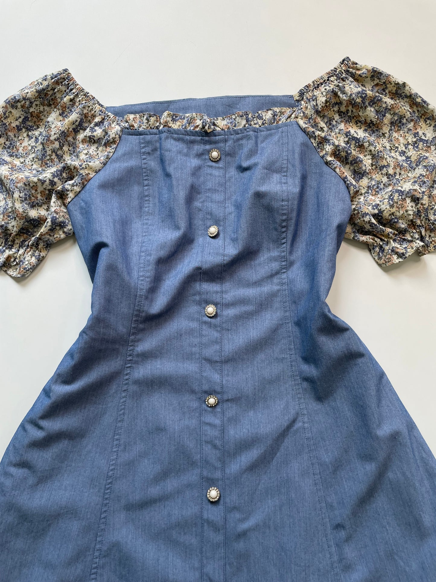 Dress-Bust 32