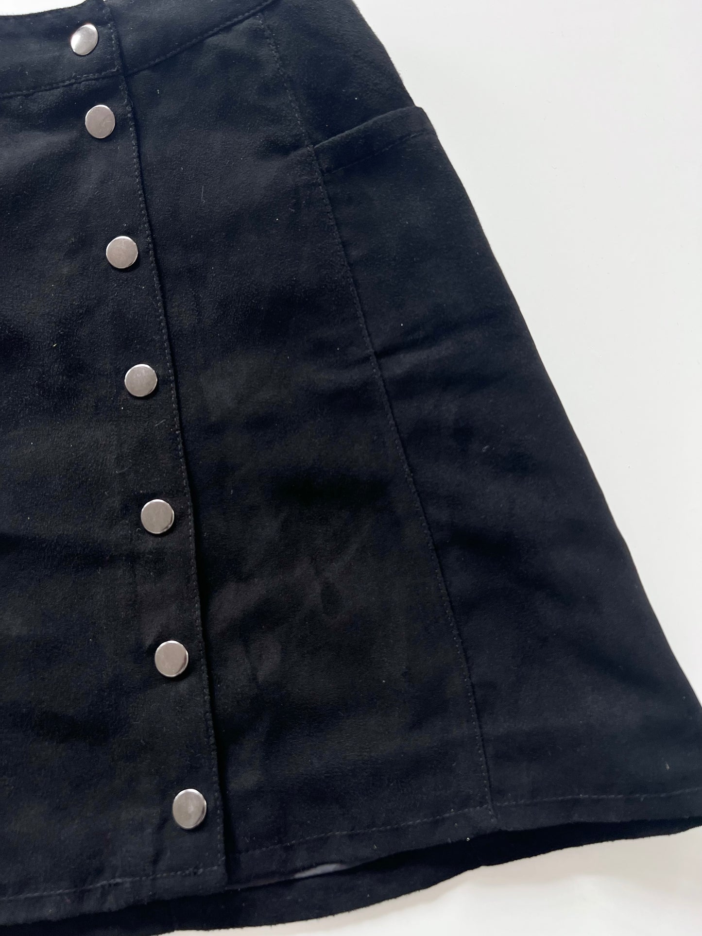 Divided Skirt-Waist 28