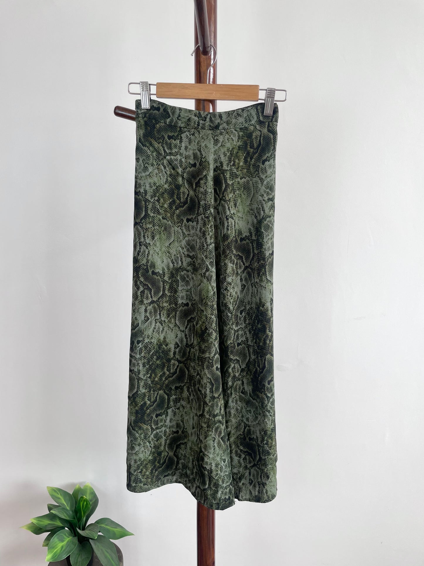 Mango Skirt-Waist 28