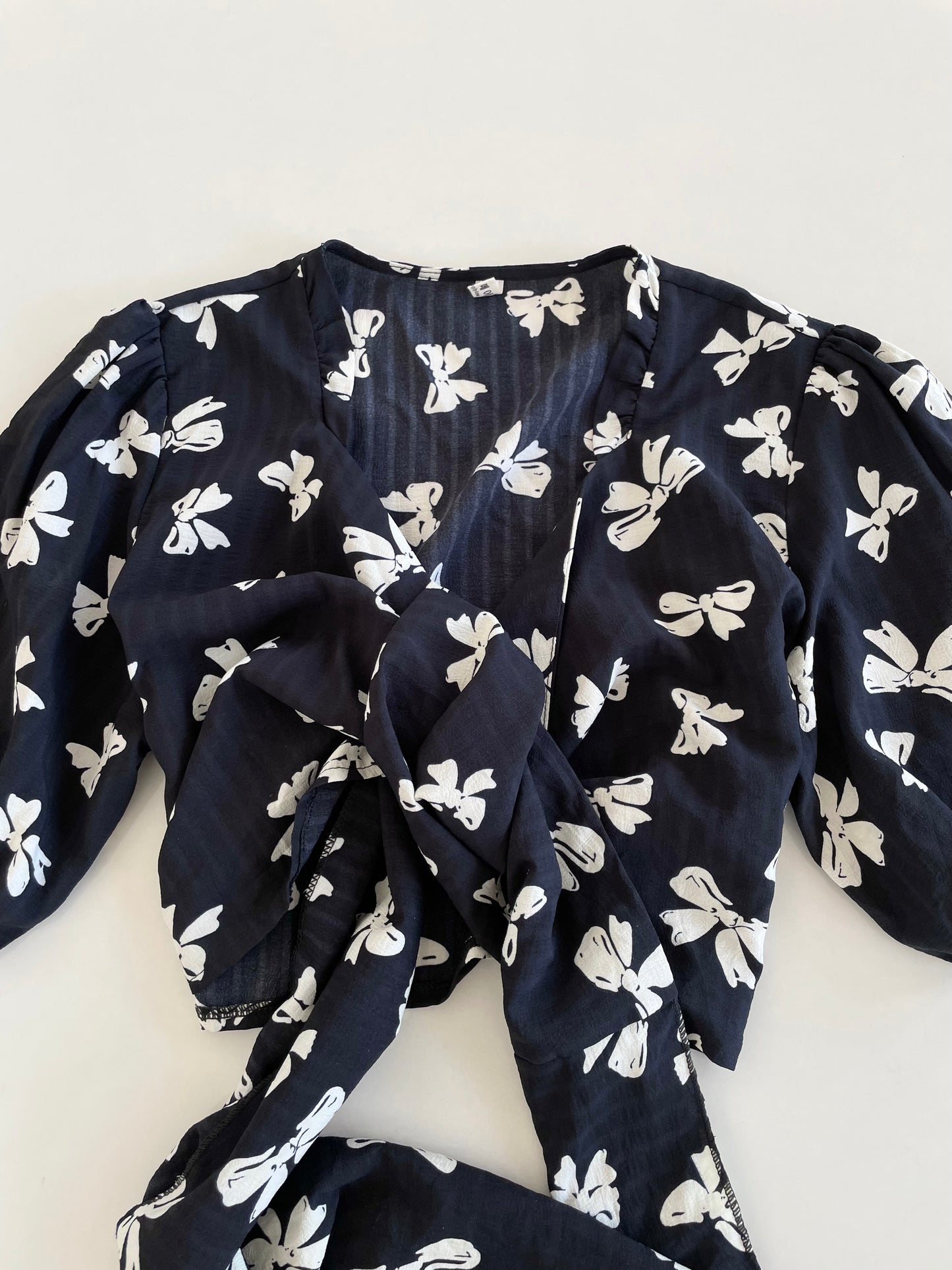 Bows Wrap Top-Bust 42