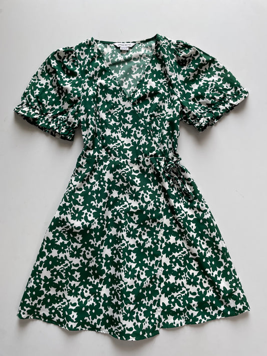 Urban Revivo Dress-Bust 30 to 32