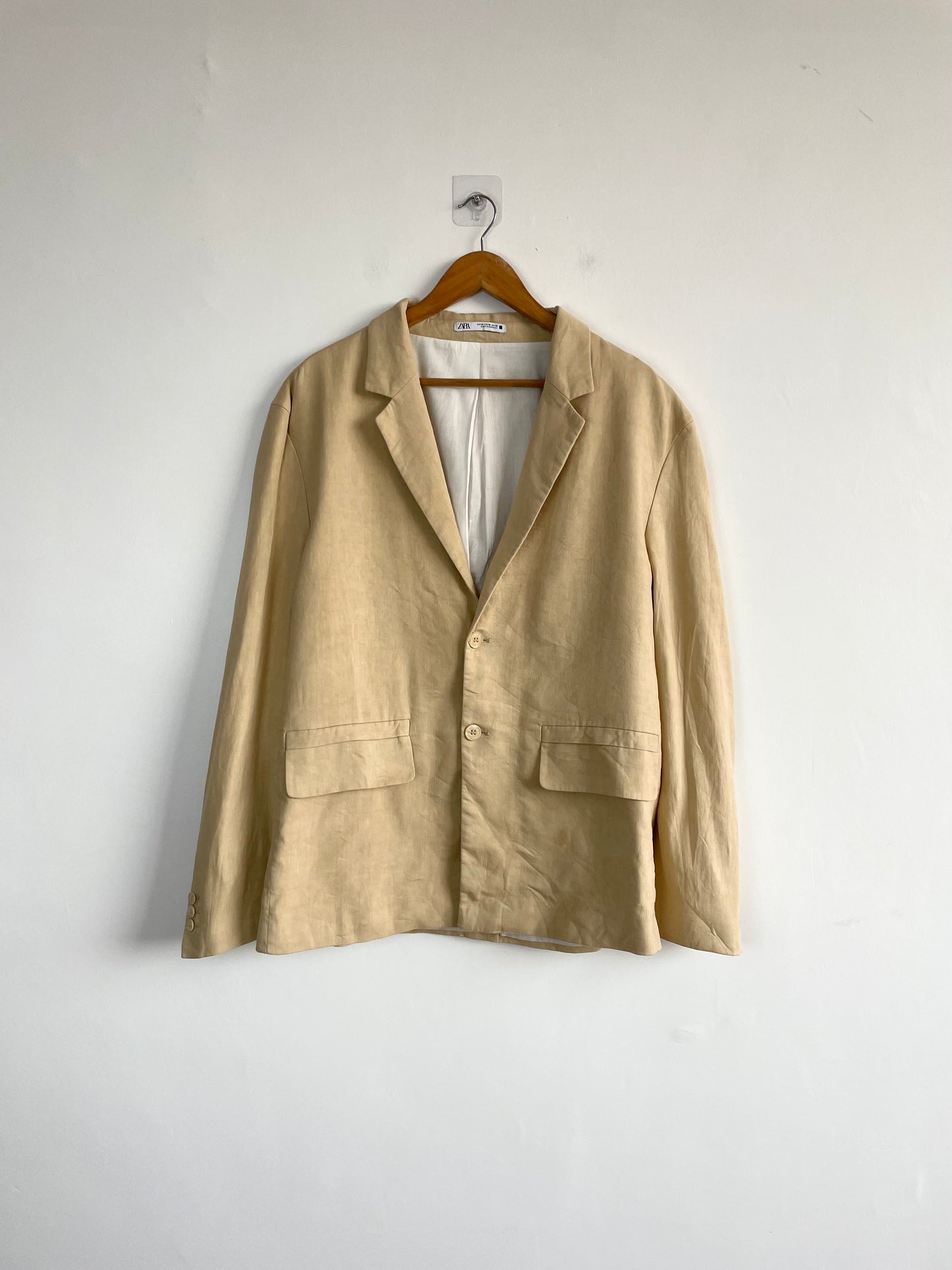 Zara Blazer-Bust 46