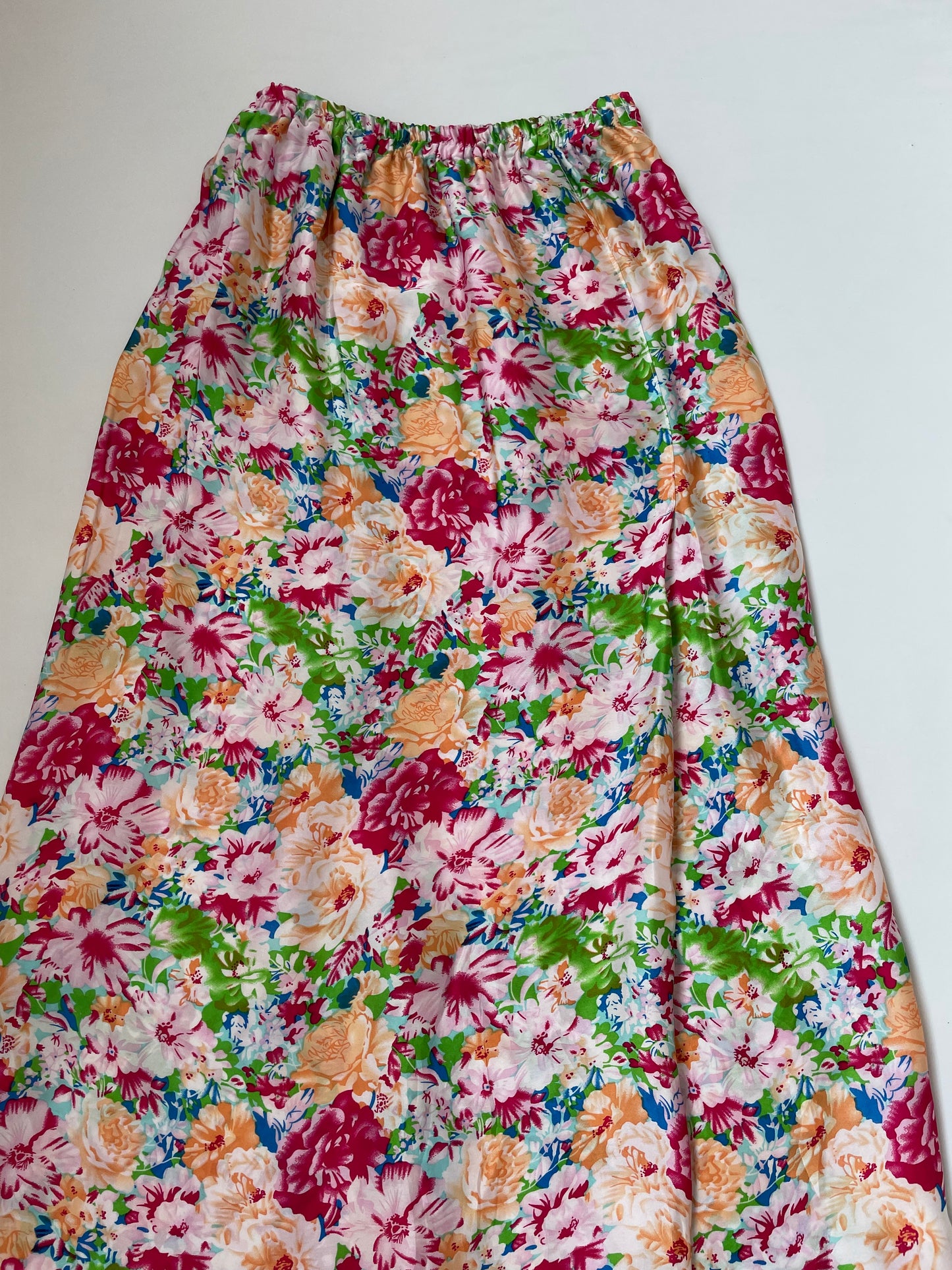 Vintage Long Skirt-Waist 24 to 28