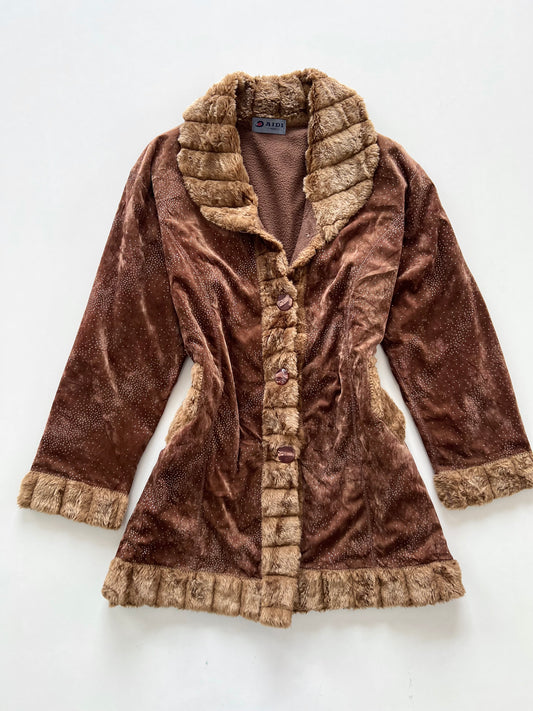 Aidi Vintage Acubi Fur Coat-Bust 52