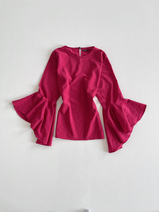 Serein Dramatic Sleeve Top-Bust 36