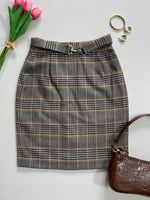 Load image into Gallery viewer, Banana Republic Belted Tweed Skirt - Waist 26
