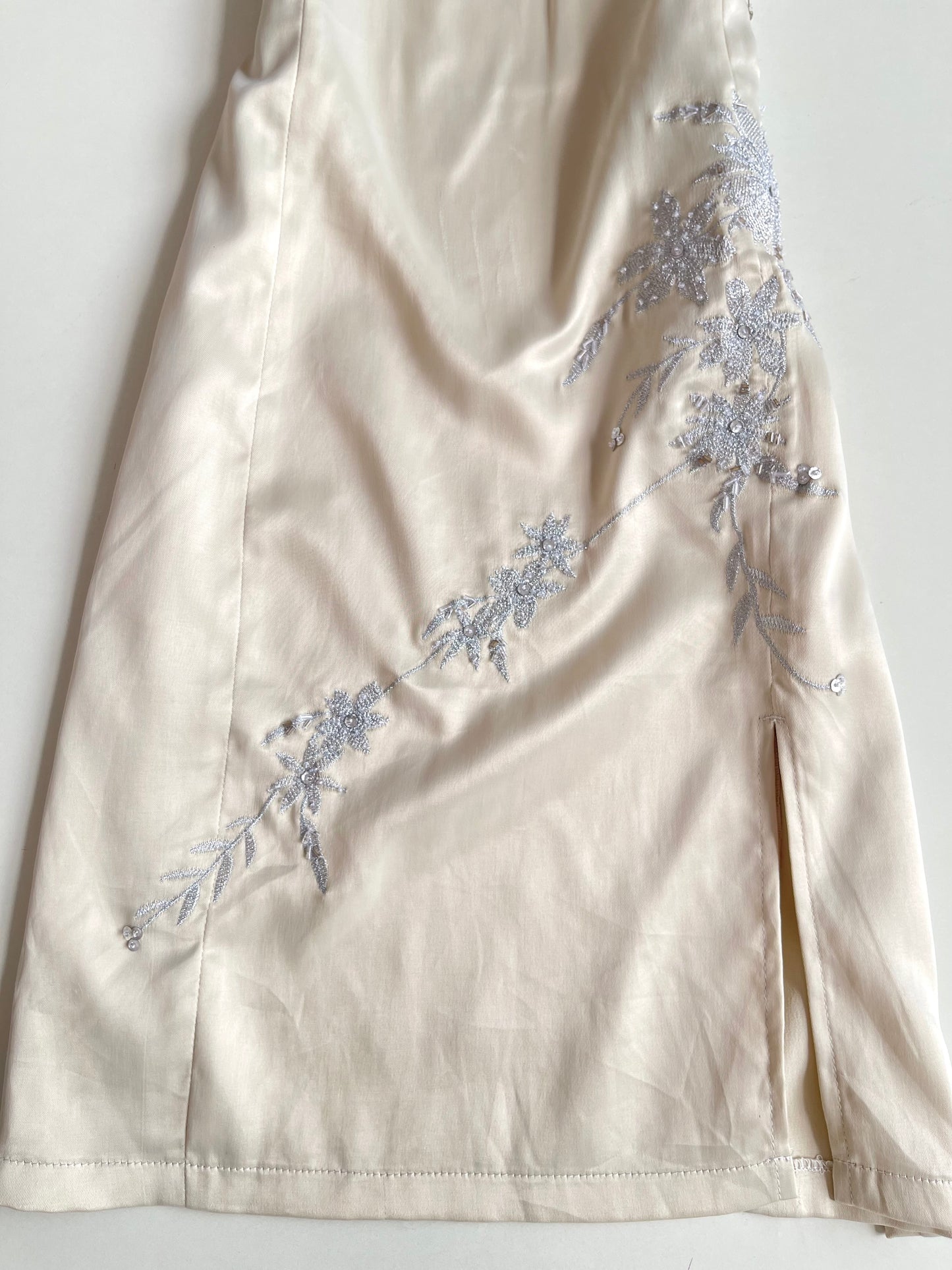 Niche Embroidered Chinese Dress-Bust 34