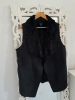 Load image into Gallery viewer, Esmara Fur Jacket-Bust 42