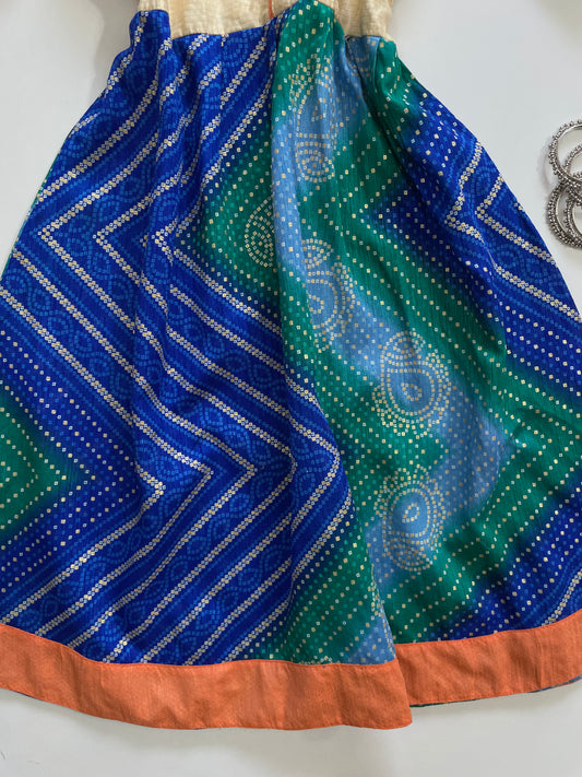 Kurti-Bust 36
