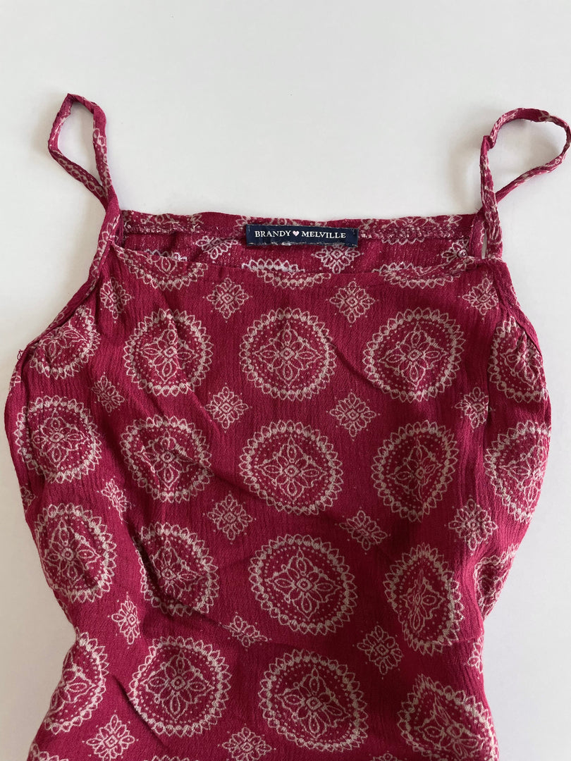 Brandy Melville Cotton Top-Bust 34