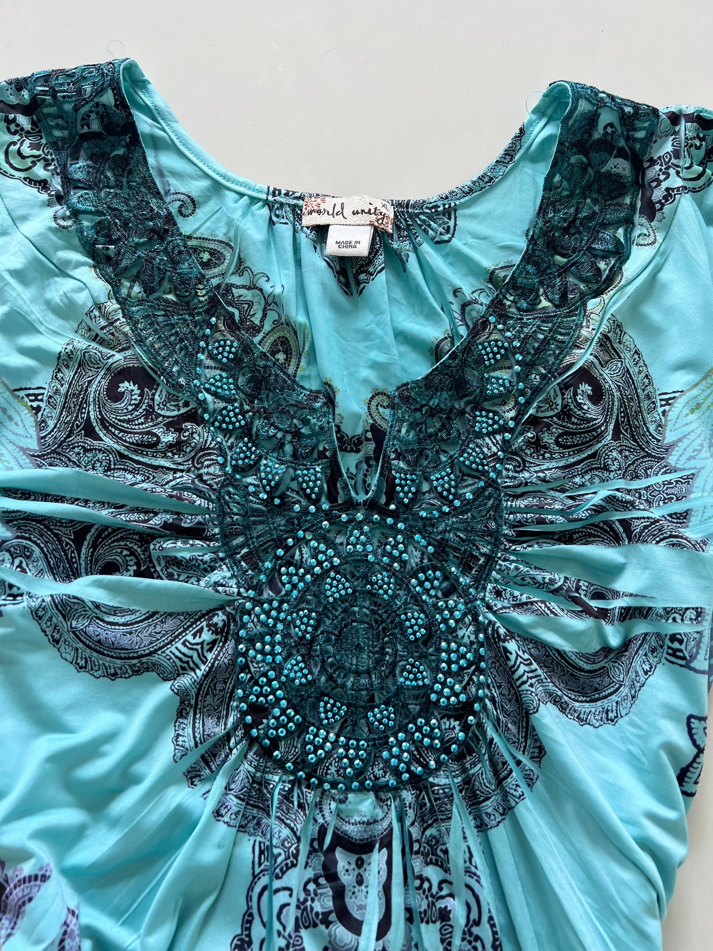 World Unity Vintage Top-Bust 42 to 44