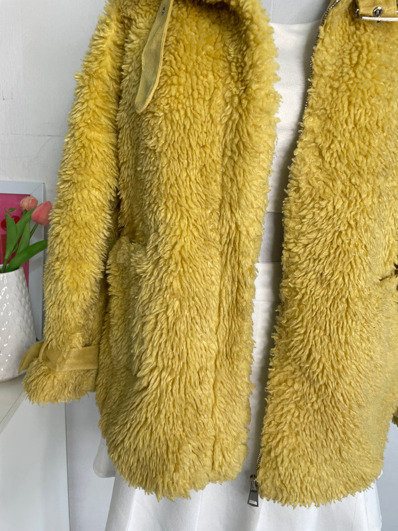 CORN YELLOW FUR COAT - BUST 42