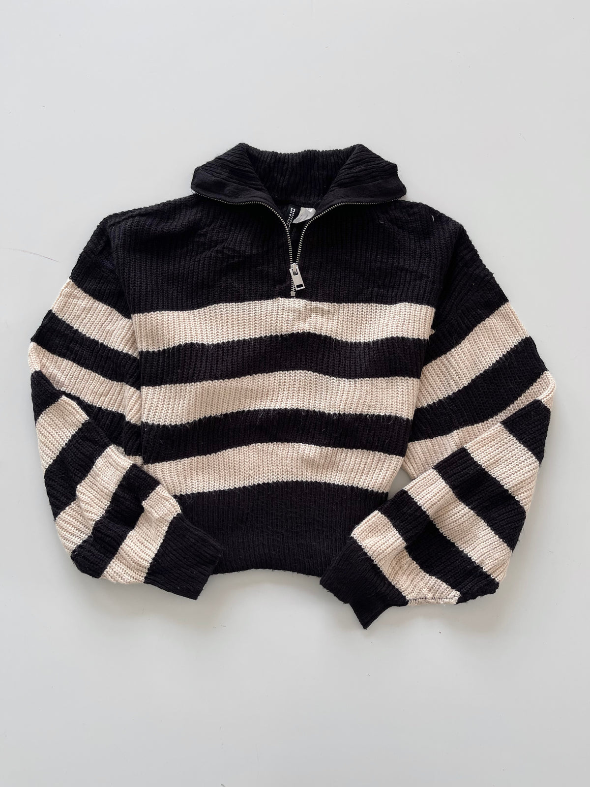 H&M Chunky Pinterest Sweater-Bust 36
