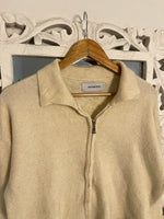 Load image into Gallery viewer, Off White Chunky Zipper-Bust 44
