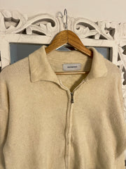 Off White Chunky Zipper-Bust 44