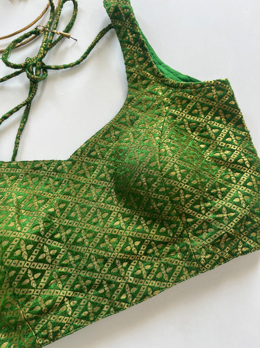 Desi Top-Bust 30