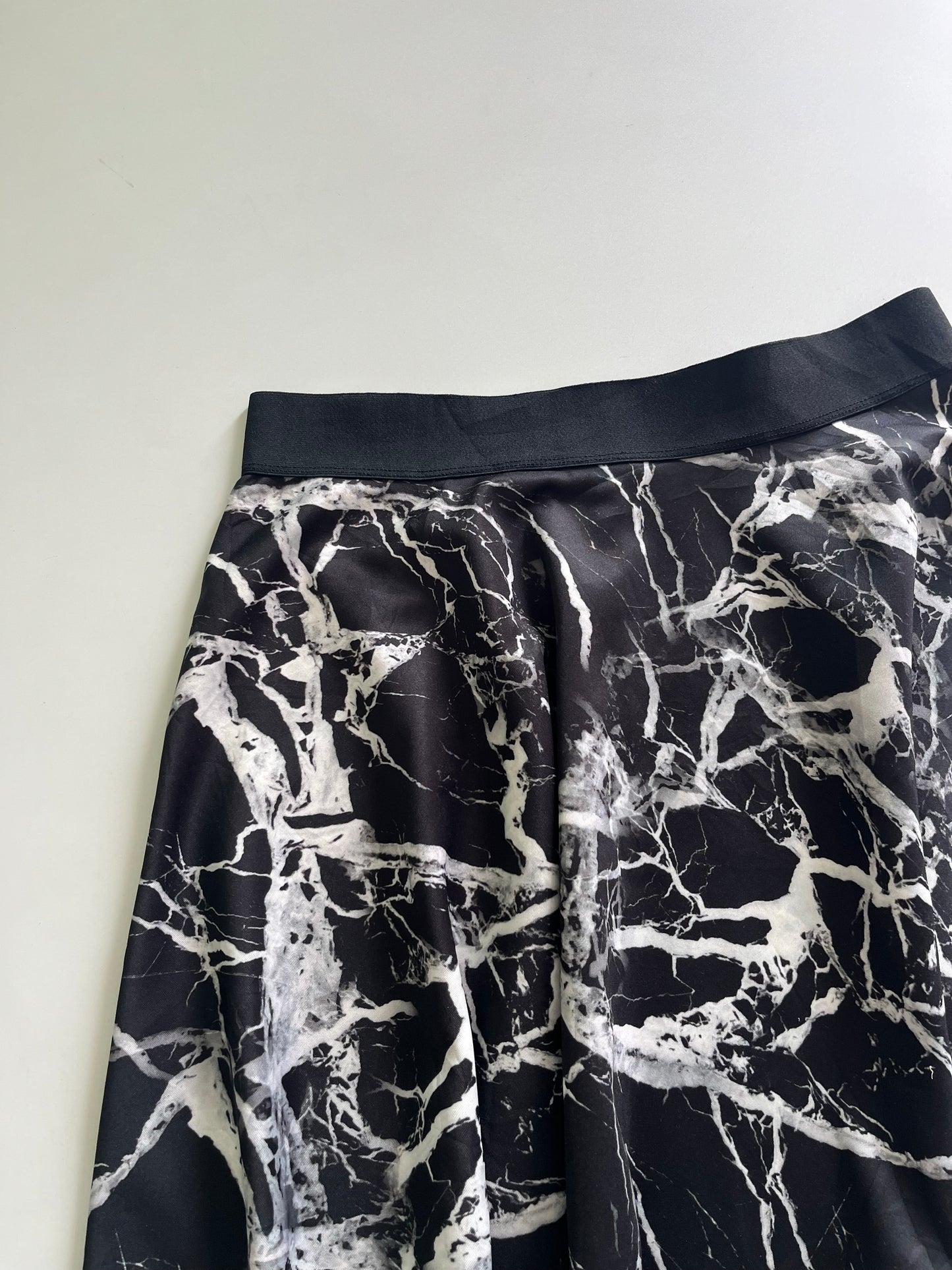 Reserved Skirt-Waist 34 to 38