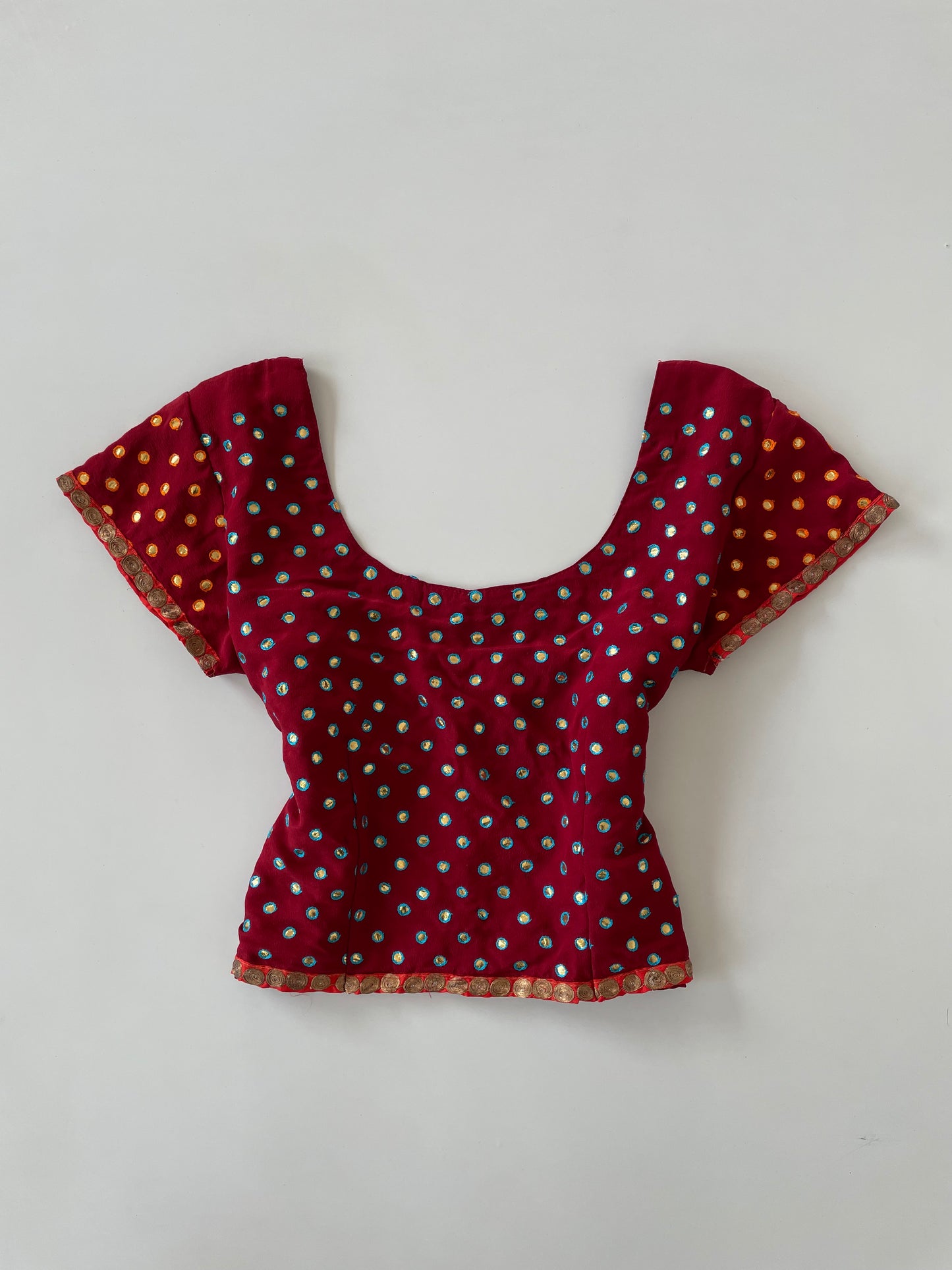Desi Top-Bust 40
