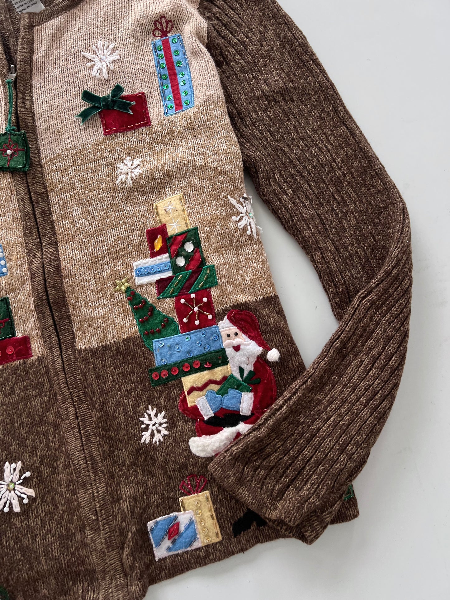Christmas Collection Embroidered Christmas Zipper -Bust 46