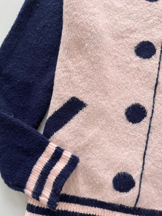 Pinterest Sweater-Bust 42
