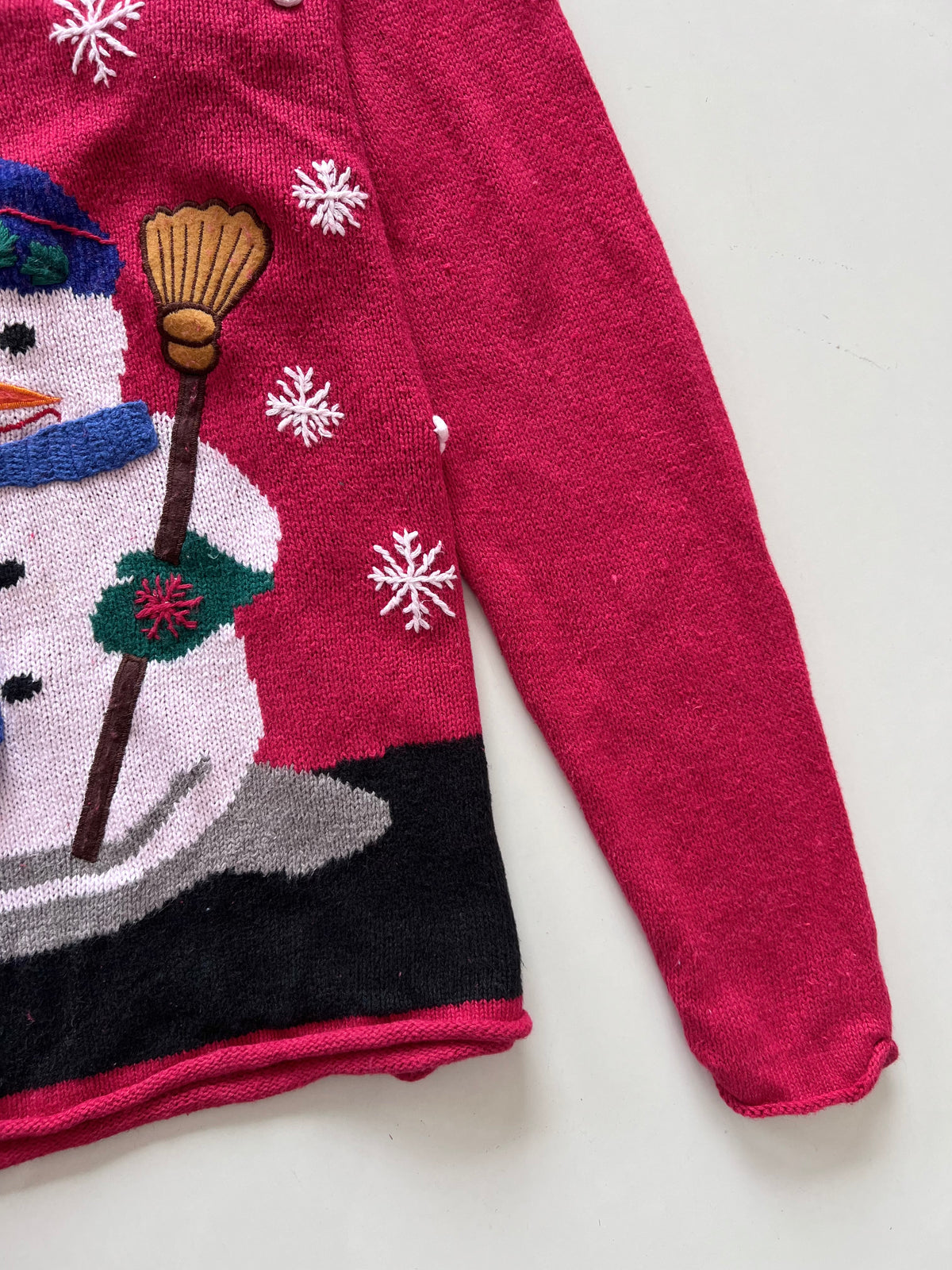 Cherokee Embroidered Christmas Sweater-Bust 42