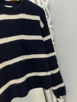 Load image into Gallery viewer, H&amp;m Chunky Pinterest Sweater-Chest 40