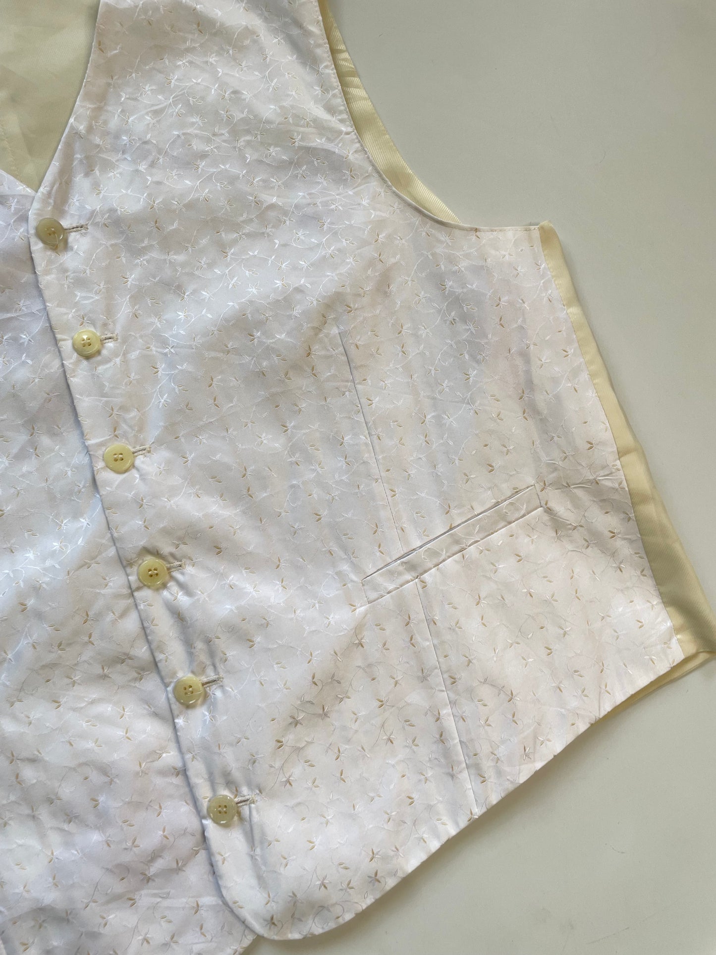 Jacquard Waistcoat-Bust 46