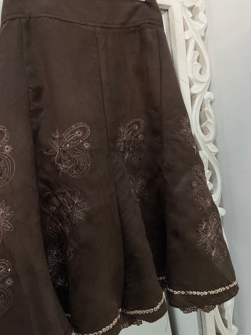 Vintage Embroidered Suede Skirt-Waist 32