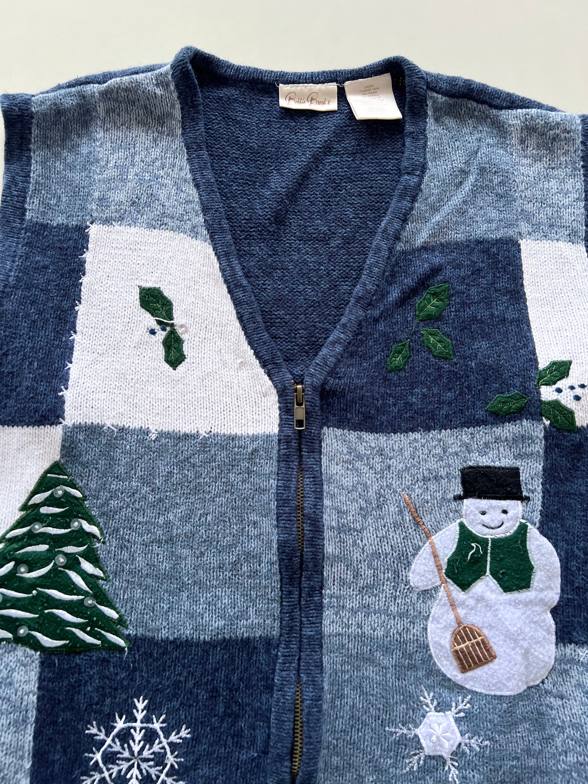 Bobbie Brooks Embroidered Christmas Vest Sweater-Bust 48
