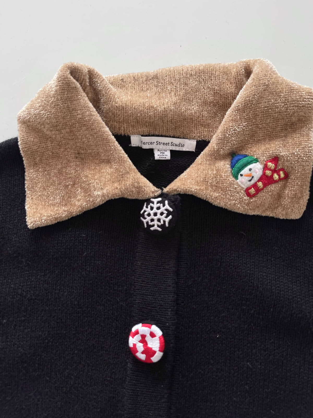 Mercer Street Studio Embroidered Christmas Cardigan Sweater-Bust 40