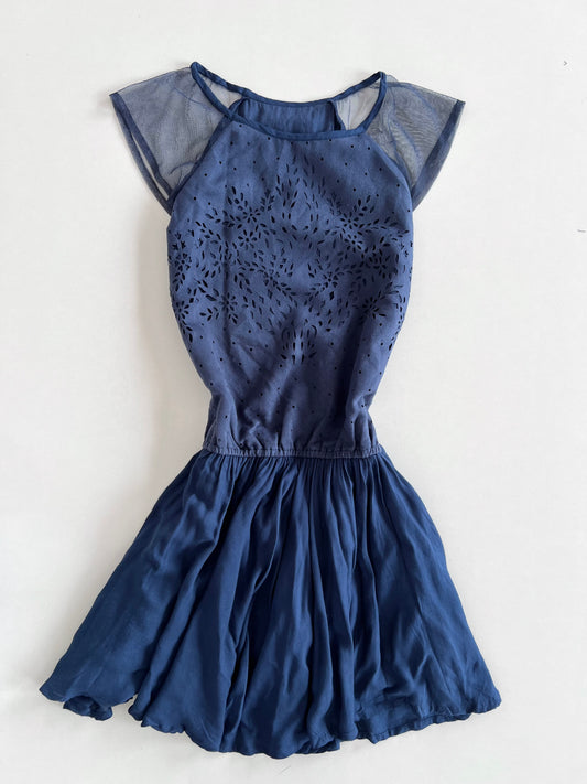 Vintage Dress-Bust  36