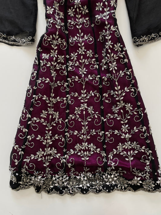 Heavily Embroidered Dress-Bust 40